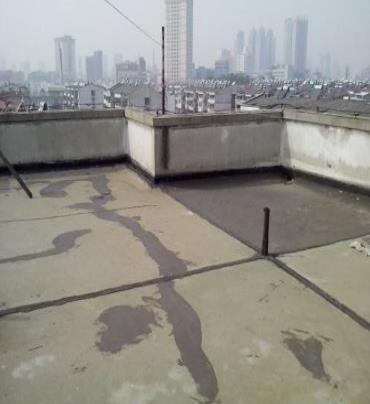 襄州漏水维修 楼顶漏水是什么原因，楼顶漏水维修方法是什么?